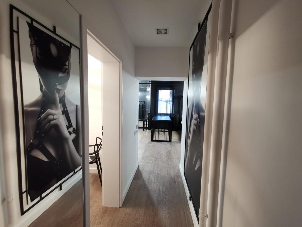 Bdsm Apartament Czestochowa Luxxx - Adults Only - Tylko Dla Doroslych Esterno foto